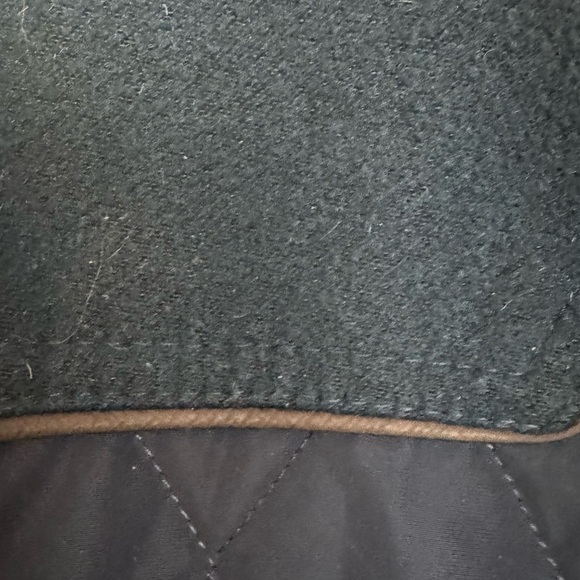 Authentic Burberry Quilted Barn Jacket - Picture 7 of 16